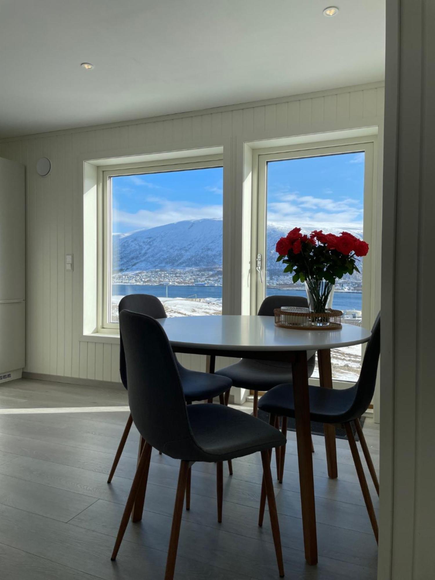Tromso Skyline Sanctuary Apartamento Exterior foto